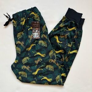 NWT Ed Hardy Men’s Tiger Leaf Print Jogger Loungewear Pants Medium, Large